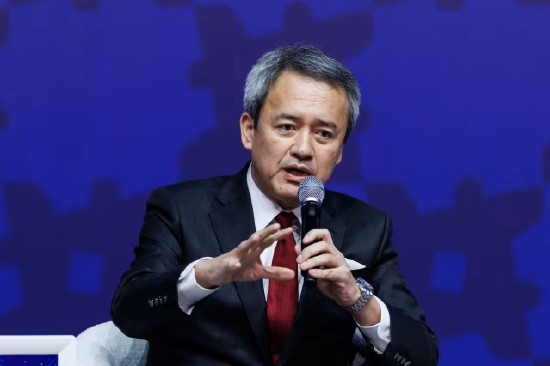 丸红乐见日元走强	，以便充分落实120亿美元投资计划