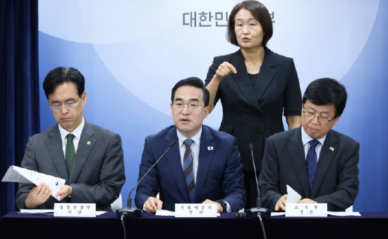 芯片行业景气高涨 韩国拟利用“意外超额财政收入”设立“未来基金”