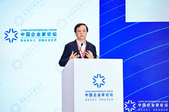 李小加：在AI“航空时代”，企业家必须亲自“开飞机”